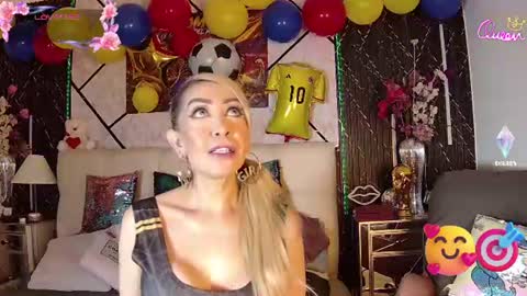 EvelynaGrey online show from June 25, 8:19 am