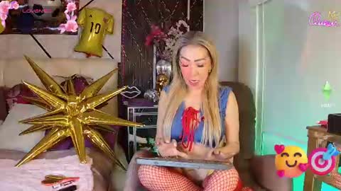 EvelynaGrey online show from June 23, 10:11 am