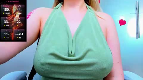 evelyne_rose online show from March 11, 12:17 pm