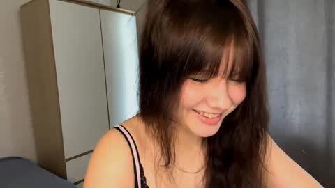 Evelyn Velvet online show from June 8, 8:04 am