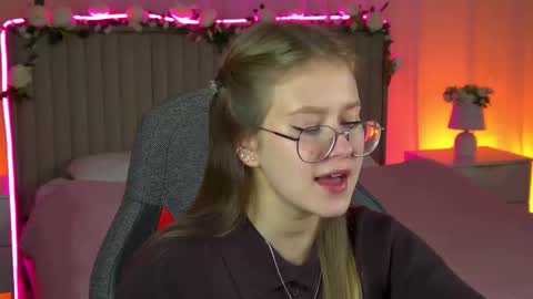 Eve online show from October 16, 12:38 pm