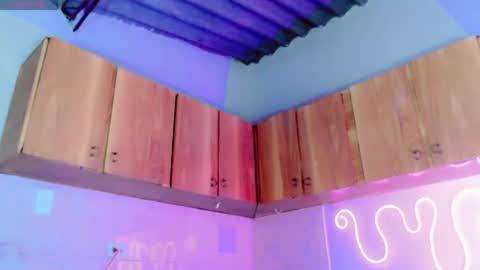 everlin_01 online show from June 8, 7:37 pm