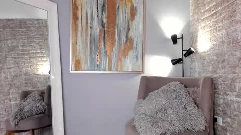 Sophia online show from March 8, 8:14 pm