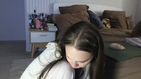 evi_woow online show from April 29, 10:25 pm