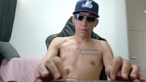 evil_boss1 online show from July 11, 4:32 pm