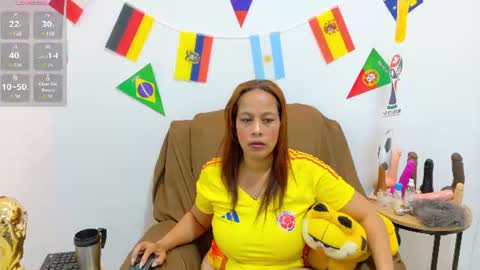 evvaa_moon online show from June 15, 12:41 pm