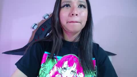 Im Evy online show from October 26, 12:33 am