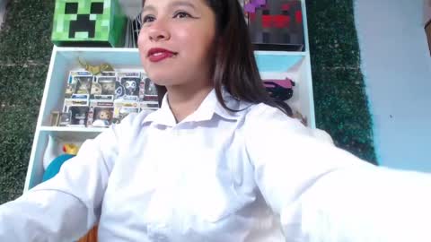 Im Evy online show from May 21, 6:25 pm