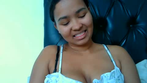 courtney online show from July 10, 11:04 am