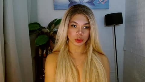 Nica online show from February 1, 11:42 am