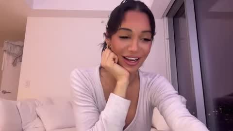 exoticcbabyy online show from December 14, 4:08 am