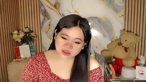 SHANTAL MARIE online show from July 31, 3:57 pm