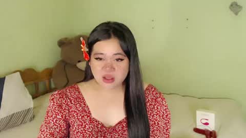 SHANTAL MARIE online show from June 24, 2:24 pm