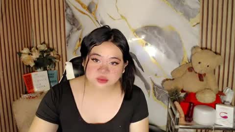 SHANTAL MARIE online show from July 28, 2:13 pm