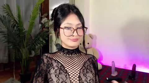 Snapshot of expensive_candyx chatting on January 5, 5:51 pm Candy online show from January 5, 5:51 pm