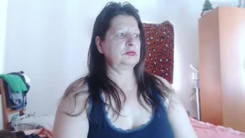 ExtasyMature online show from July 18, 9:33 am