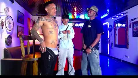 extrangers online show from February 27, 12:42 pm