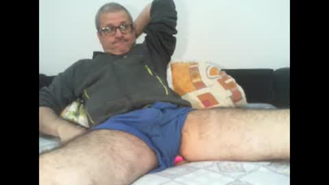 GEORGE online show from December 14, 11:00 pm