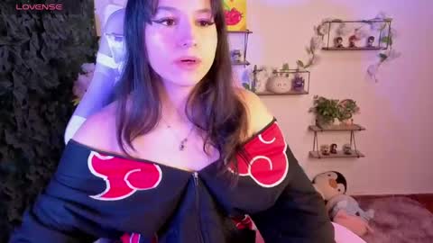 eymmy_24 online show from May 20, 1:57 am