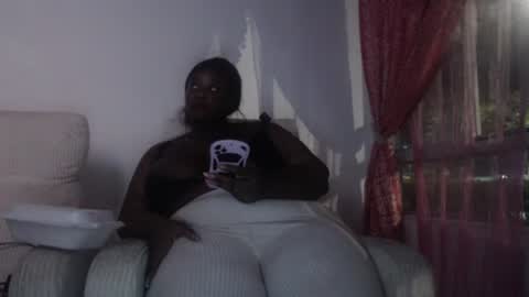 eyshaexotii online show from July 7, 3:52 am