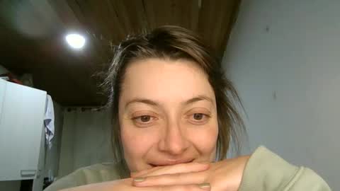 Aimee online show from December 9, 1:51 am