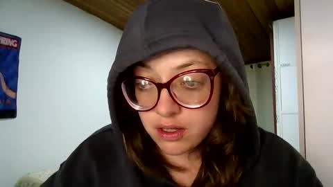 Aimee online show from January 3, 2:21 am