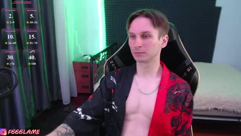F666LAME online show from April 30, 1:10 am