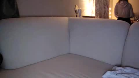 FabOmobono online show from May 16, 1:46 am
