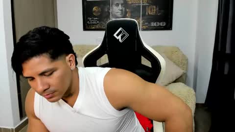 Fabian arango online show from July 17, 4:25 am