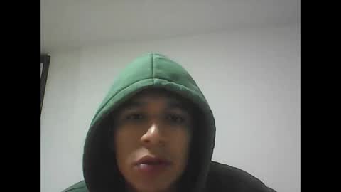 R online show from October 19, 3:00 am