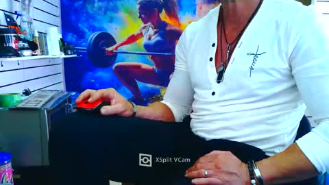 fabxxxl online show from April 29, 11:37 am