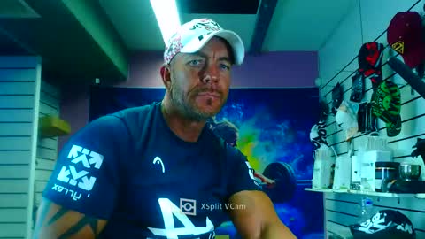 fabxxxl online show from February 14, 9:34 am