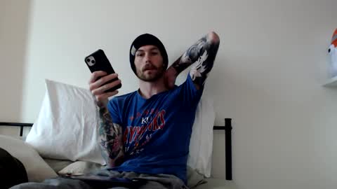 facialfan44 online show from November 3, 6:20 pm