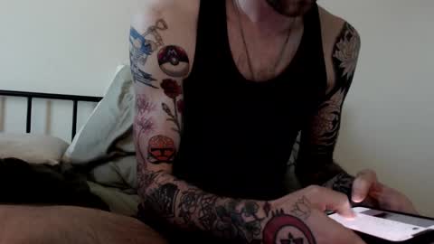 facialfan44 online show from November 4, 11:06 pm