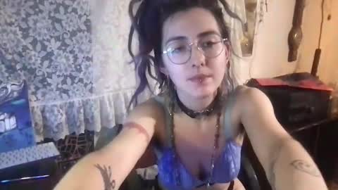 Fae online show from January 15, 9:45 am