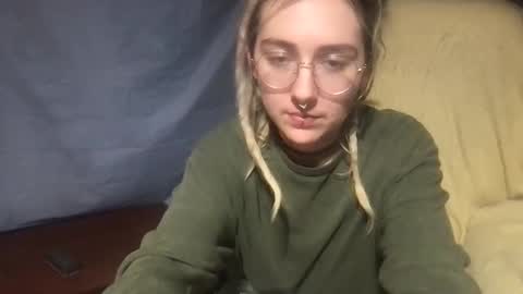 Fae online show from December 14, 5:51 am