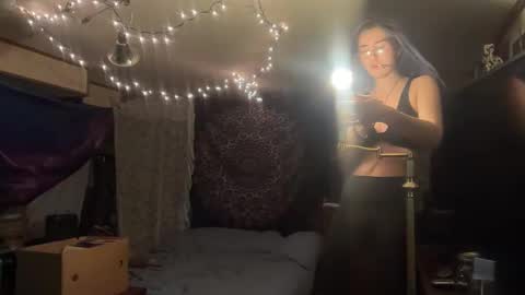 Fae online show from January 23, 5:56 am