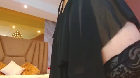 FAIRY online show from October 5, 9:11 pm