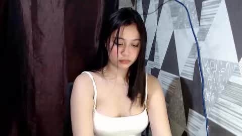 Snapshot of fairy_tinesxx69 chatting on October 20, 2:55 pm fairy_tinesxx69 online show from October 20, 2:55 pm