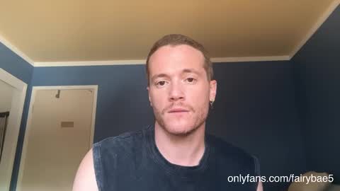 Travis online show from October 8, 6:47 pm