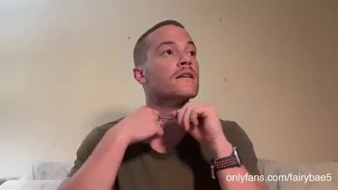 Travis online show from September 25, 5:14 am