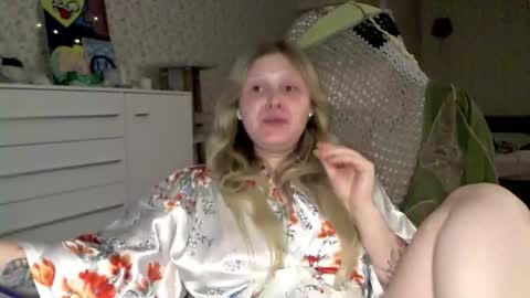 Arisha online show from November 5, 6:21 pm