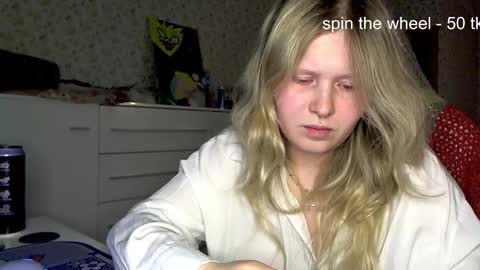 Arisha online show from October 25, 5:35 pm