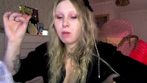 Arisha online show from October 28, 5:58 pm