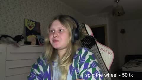 Arisha online show from November 17, 8:33 pm