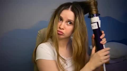 Ilona online show from February 12, 9:02 am