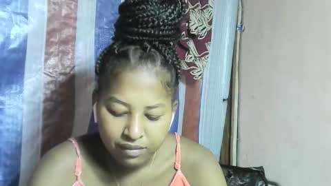 faissane9794 online show from March 7, 8:09 pm