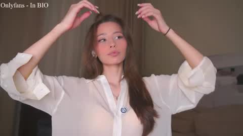 Kaori online show from May 3, 7:20 pm