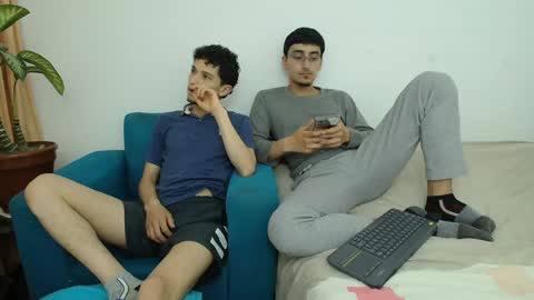 FallGays online show from April 30, 2:05 am