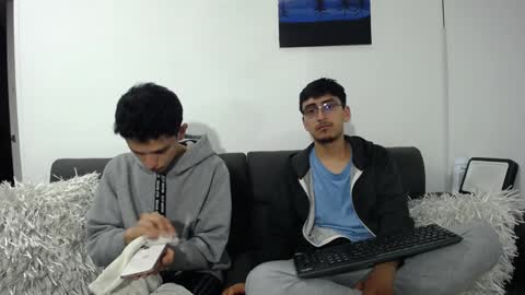 FallGays online show from December 2, 2:02 am